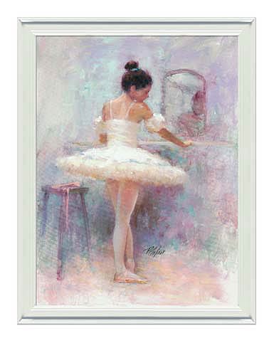 CR44001 Reflection (Ballerina)