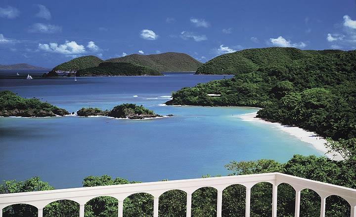 C811 Cinnamon Bay Wall Mural